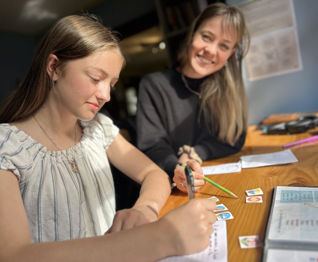 Celia donne des cours de francais