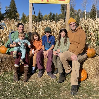 Mathieu Zeziola Matgieu Zeziola et sa famille à la Linden ferme